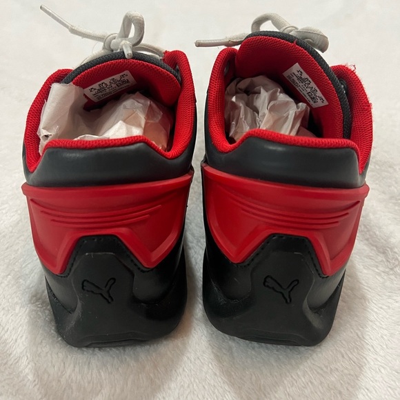 Boys Ferrari Sneakers - Picture 5 of 6